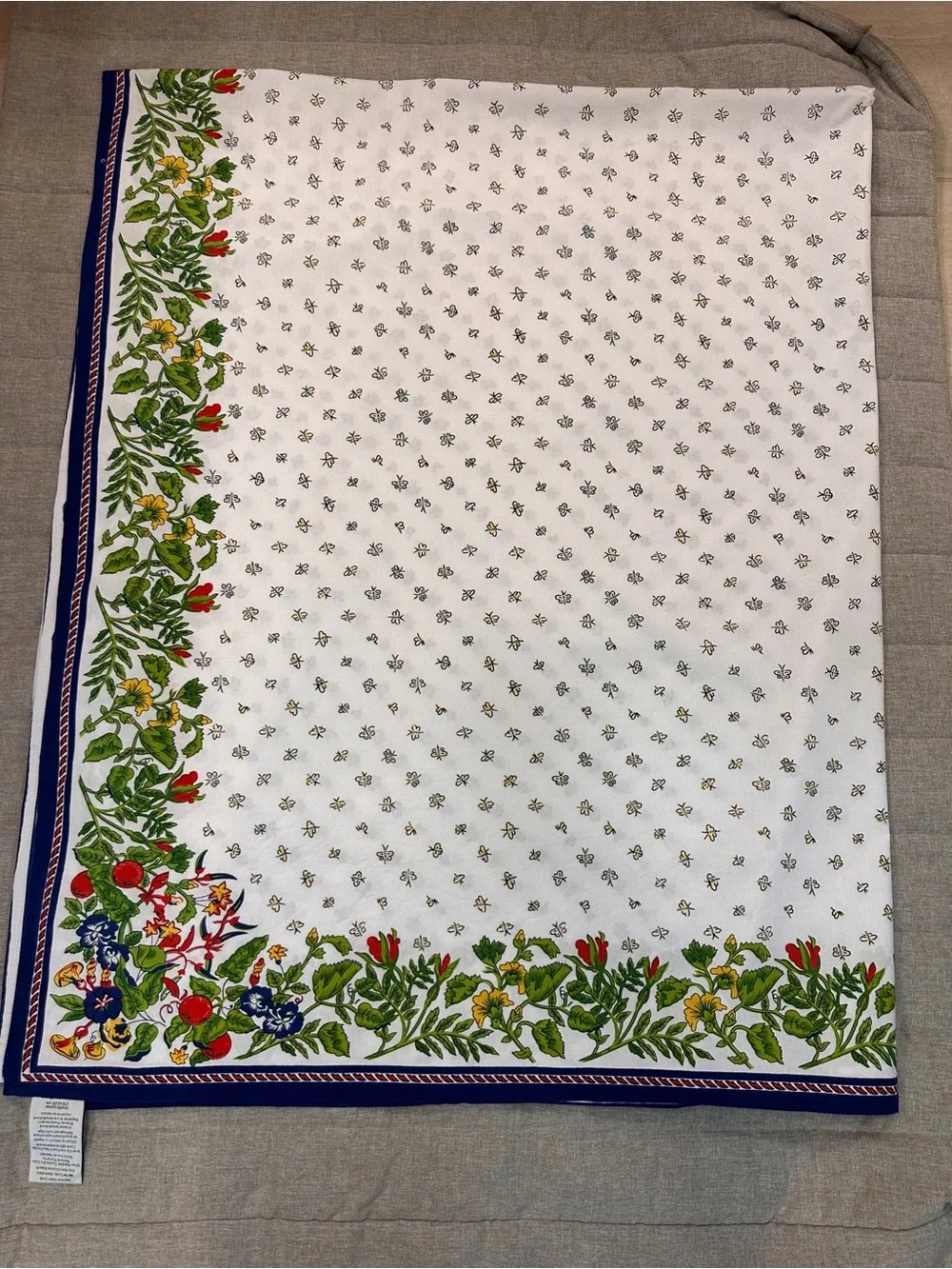 Williams Sonoma Garden Party Tablecloth Provence Floral French Country 70x90